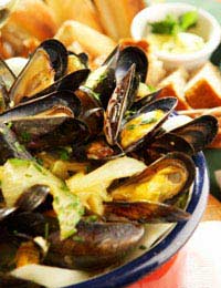 How To Prepare And Cook Mussels